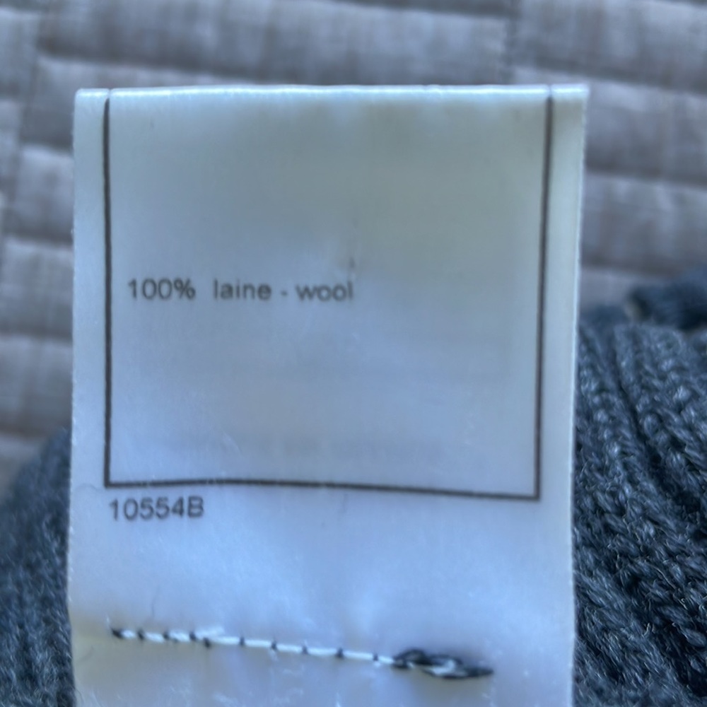 Chanel vintage authentic wool sweater - Picture 11 of 14